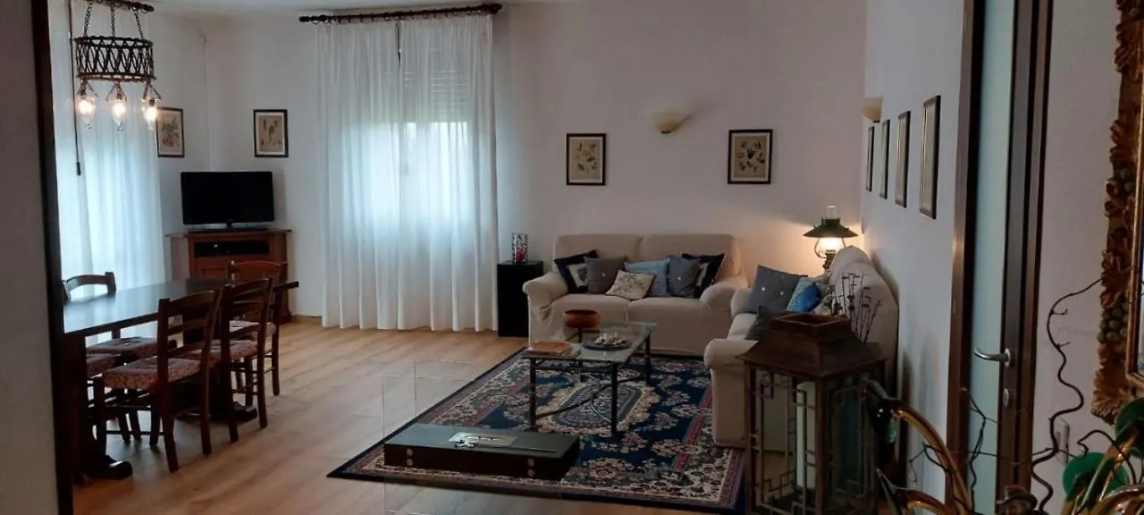 Farm stay Tenuta I Lecci Terranuova Bracciolini